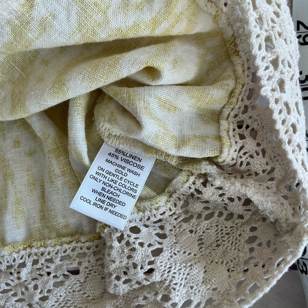 Calligraphie Yellow and White Boho Top & Shorts Set - Picture 3 of 12